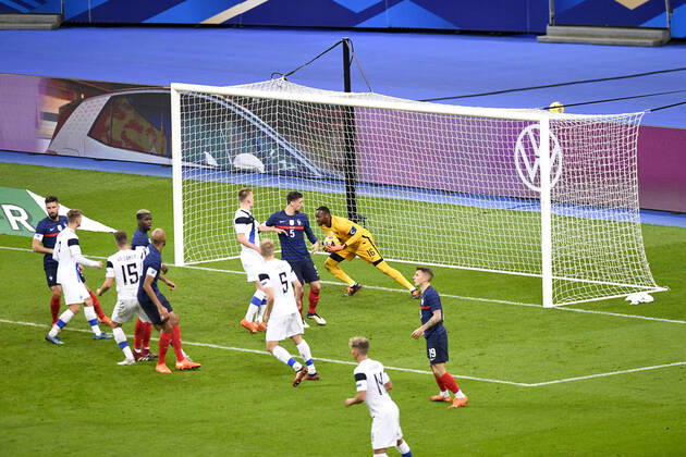 16 STEVE MANDANDA (FRA) FOOTBALL : France vs Finlande - Match Amical - 11 11 2020 FEP Panoramic 