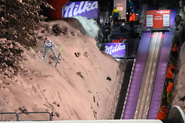 Bilder des Jahres 2021, Sport 01 Januar Sport Themen der Woche KW02 Sport Bilder des Tages Ski jumping, Skispringen, Ski, nordisch - FIS WC Zakopane ZAKOPANE,POLAND,15.JAN.21 - NORDIC SKIING, SKI JUMPING - FIS World Cup, large hill, men, qualification. Image shows Daniel Huber (AUT). GEPAxpictures xWrofoto