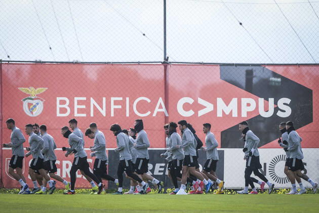 Football, EL, Benfica Lisbon training and press conference