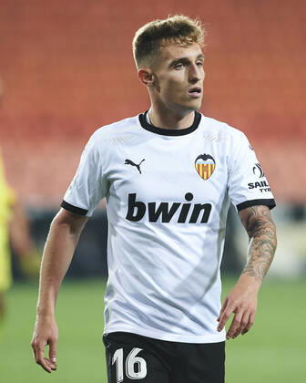 05 03 2021, Valencia, Spain, Mestalla, FC Valencia vs VC Villarreal La Liga, Alex Blanco FC Valencia looks photo EU Images Online in match use limited to 45 images 15 in extra time Valencia Mestalla Spain  eu-images-584