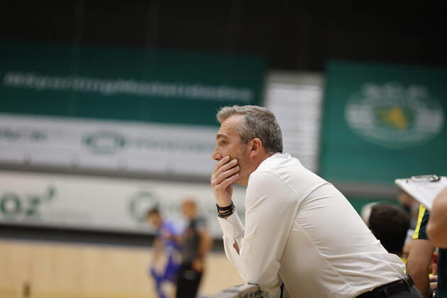 Sporting CP v OC Barcelos - Rink Hockey 1st Division Playoff Coach Paulo Freitas apprehensive during the Rink Hockey playoffs 1st leg between Sporting CP and OC Barcelos, at Pavilhao Joao Rocha, Lisboa, Portugal, 08, May, 2021 Lisbon Portugal rico-sporting210508_npuMY Copyright: xJoaoxRicox