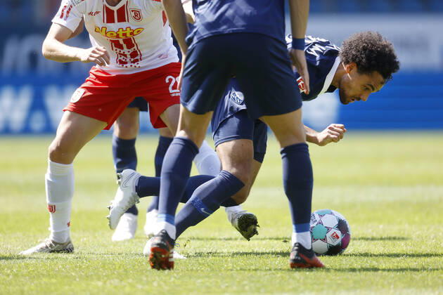 09 05 2021, Football season 2020 21 2 Bundesliga, 32 Matchday, VFL Bochum Jahn Regensburg 5 1 Herbert BOCKHORN VFL re