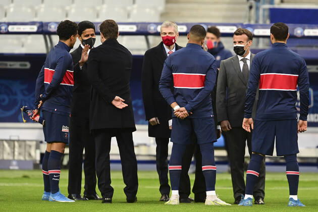 Emmanuel Macron - President de la Republique Francaise Nasser al Khelaifi - President Directeur General PSG Mauricio Pochettino - Entraineur (PSG) Marquinhos (PSG) Kylian Mbappe (PSG) Dmitry RYBOLOVLEV - president (Monaco) FOOTBALL : Finale de la Coupe de France - Monaco vs PSG - 19 05 2021 JBAutissier Panoramic 