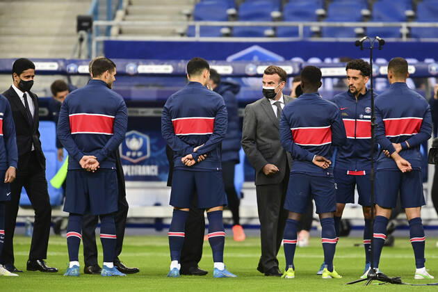 Emmanuel Macron - President de la Republique Francaise Nasser al Khelaifi - President Directeur General PSG Mauricio Pochettino - Entraineur (PSG) Marquinhos (PSG) Kylian Mbappe (PSG) Dmitry RYBOLOVLEV - president (Monaco) Noel Le Graet - president FFF FOOTBALL : Finale de la Coupe de France - Monaco vs PSG - 19 05 2021 JBAutissier Panoramic 