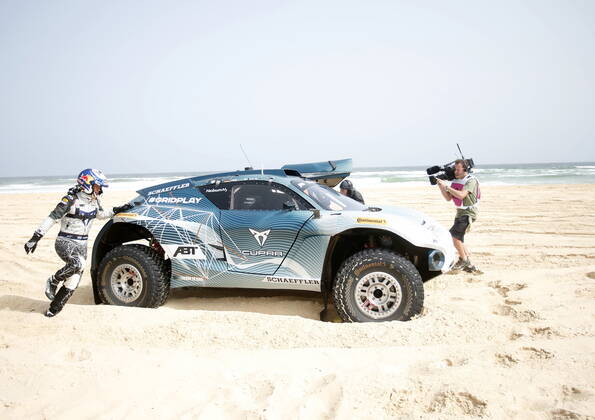 Mandatory Credit: Photo by Andrew Ferraro Motorsport Images Shutterstock (11985868o) Jutta Kleinschmidt (GER) Mattias Ekstrom (SWE), ABT CUPRA XE during the 2021 Extreme E Ocean X Prix 2021 XE Ocean X Prix Race, Lac Rose, Dakar, Senegal - 30 May 2021 2021 XE Ocean X Prix Race, Lac Rose, Dakar, Senegal - 30 May 2021  Copyright: xAndrewxFerraro MotorsportxImages Shutterstockx 11985868o
