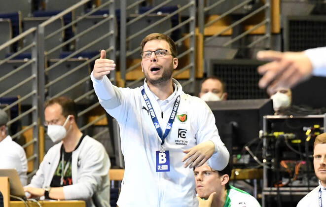 Handball, men, season 2020 2021, 1 Bundesliga 32 matchday , Füchse Berlin HC Erlangen, coach Jaron Siewert Füchse Berlin , 30 05 2021, Copyright: xSebastianxRäppoldx xMatthiasxKox