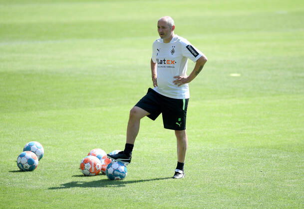 Co coach Oliver Neuville Borussia Moenchengladbach 03 07 2021, football GER, season 2021 2022, 1 Bundesliga, training kick-off Borussia Mönchengladbach at Borussia Park, , photo Weis TEAM2sportphoto Moenchengladbach Nordrhein Westfalen Germany Team2