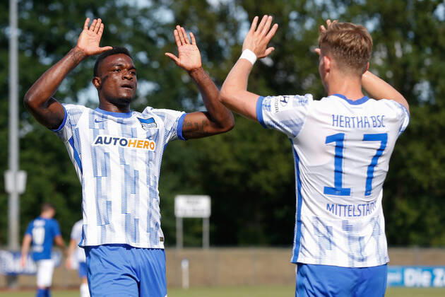 07 07 2021, xtgx, football test match, MSV Neuruppin Hertha BSC Berlin emspor, v l Jhon Cordoba Hertha, 15 , Maximilian Mittelstaedt Hertha, 17 Jubel, Torjubel, jubelt über das Tor, celebrate the goal, celebration DFL DFB REGULATIONS PROHIBIT ANY USE OF PHOTOGRAPHS as IMAGE SEQUENCES and or QUASI VIDEO Neuruppin