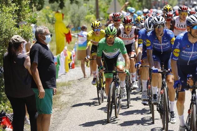 CARCASSONNE, FRANCE - JULY 09 : CAVENDISH Mark (GBR) of DECEUNINCK - QUICK-STEP, POGACAR Tadej (SLO) of UAE TEAM EMIRATES during stage 13 of the 108th edition of the 2021 Tour de France cycling race, a stage of 219,9 kms between Nimes and Carcassonne. on July 9, 2021 in Carcassonne, France, 9 07 2021 CYCLISME : Tour de France 2021 - Etape 13 - Nimes to Carcassonne - 09 07 2021 PHOTONEWS PANORAMIC