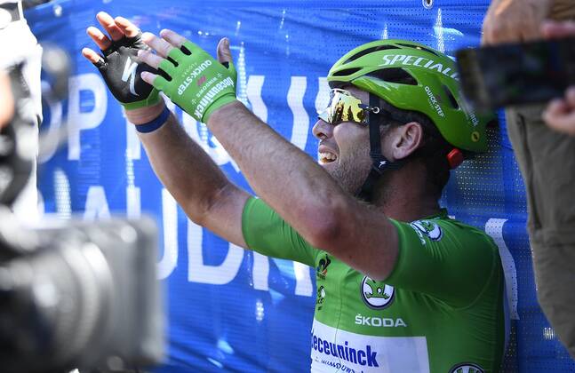 CARCASSONNE, FRANCE - JULY 09 : CAVENDISH Mark (GBR) of DECEUNINCK - QUICK-STEP celebrates the win during stage 13 of the 108th edition of the 2021 Tour de France cycling race, a stage of 219,9 kms between Nimes and Carcassonne. on July 9, 2021 in Carcassonne, France, 9 07 2021 CYCLISME : Tour de France 2021 - Etape 13 - Nimes to Carcassonne - 09 07 2021 PHOTONEWS PANORAMIC