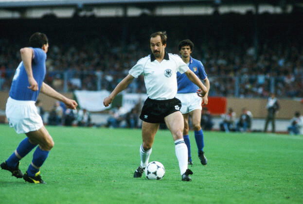 11 07 82 Italy Germany Spain, Madrid, 11 07 1982, Football, FIFA World Cup 1982 in Spain, Final, Italy FRG Germany DFB 3 1 Uli Stielike Germany