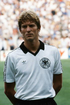 11 07 82 Italy Germany Spain, Madrid, 11 07 1982, Football, FIFA World Cup 1982 in Spain, Final, Italy FRG Germany DFB 3 1 Karlheinz Förster Germany