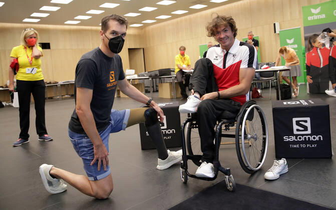 PARALYMPICS - OEPC, equipping Tokyo 2020 VIENNA,AUSTRIA,21.JUL.21 - PARALYMPICS - OEPC, equipping Paralympic Summer Games Tokyo 2020. Image shows Matthias Lanzinger (Salomon) and Nicolas Langmann (AUT). GEPAxpictures xWalterxLuger