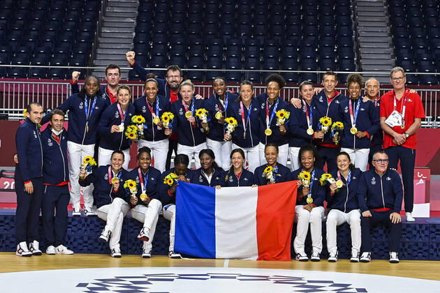 Tokio 2020 im Jahr 2021, Handball, Damen, Siegerehrung, Frankreich gewinnt Gold