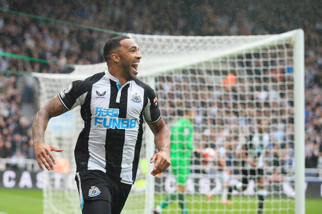 Fußball Premier League Newcastle United v West Ham United 15. August 2021 Premier League Newcastle United v West Ham United Callum Wilson von Newcastle United jubelt nach seinem ersten Tor Foto Simon Stacpoole Abseits Newcastle upon Tyne UK Copyright: xSimonxStacpoolexOffside