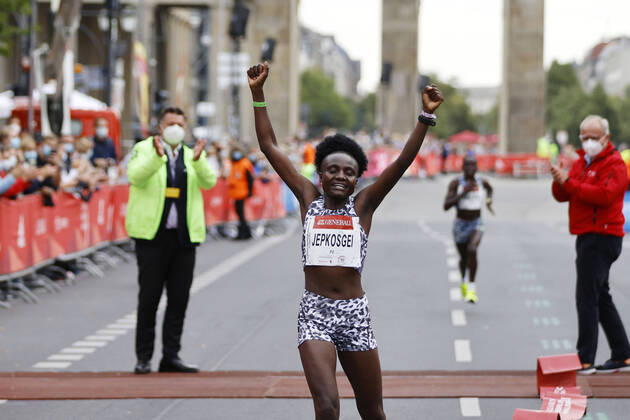 The winner Joyciline Jepkosgei at the 40 Berlin Half Marathon 2021 Berlin, 22 08 2021 Foto:xJ.xMWx xFuturexImage