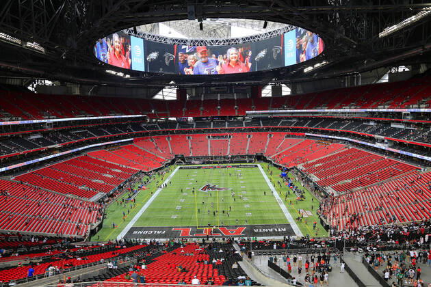 ATLANTA, GA - SEPTEMBER 12: An overview of the stadium and field before the Week 1 NFL, American Football Herren, USA game between the Atlanta Falcons and the Philadelphia Eagles on September 12, 2021 at Mercedes-Benz Stadium in Atlanta, Georgia. (Photo by David J. Griffin Icon Sportswire) NFL: SEP 12 Eagles at Falcons Icon9532109120020