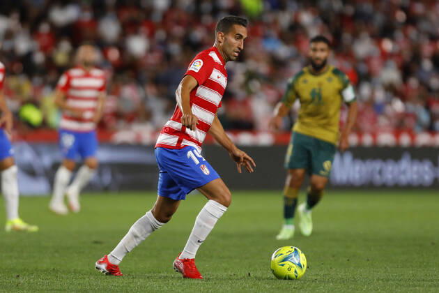 Granada CF v Real Betis - La Liga Santander Angel Montoro, of Granada CF during the La Liga match between Granada CF and Real Betis at Nuevo Los Carmenes Stadium on September 13, 2021 in Granada, Spain. Granada Granada Spain camaramartinez-granadac210913_npG7f  Copyright: xÃlexxCamarax