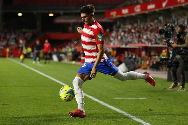 Granada CF v Real Betis - La Liga Santander Carlos Neva, of Granada CF during the La Liga match between Granada CF and Real Betis at Nuevo Los Carmenes Stadium on September 13, 2021 in Granada, Spain. Granada Granada Spain camaramartinez-granadac210913_npb3P  Copyright: xÃlexxCamarax