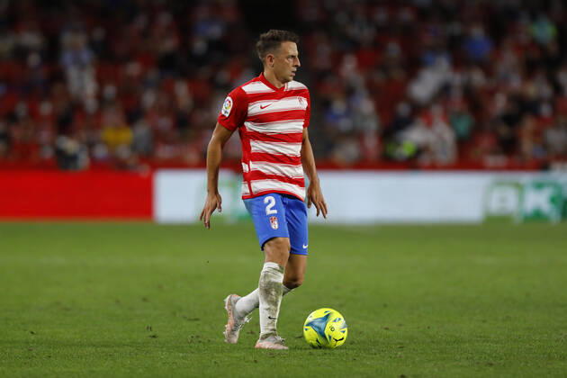 Granada CF v Real Betis - La Liga Santander Santiago Arias, of Granada CF during the La Liga match between Granada CF and Real Betis at Nuevo Los Carmenes Stadium on September 13, 2021 in Granada, Spain. Granada Granada Spain camaramartinez-granadac210913_npe8h  Copyright: xÃlexxCamarax