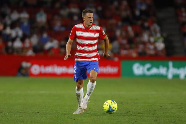 Granada CF v Real Betis - La Liga Santander Santiago Arias, of Granada CF during the La Liga match between Granada CF and Real Betis at Nuevo Los Carmenes Stadium on September 13, 2021 in Granada, Spain. Granada Granada Spain camaramartinez-granadac210913_npS5i  Copyright: xÃlexxCamarax