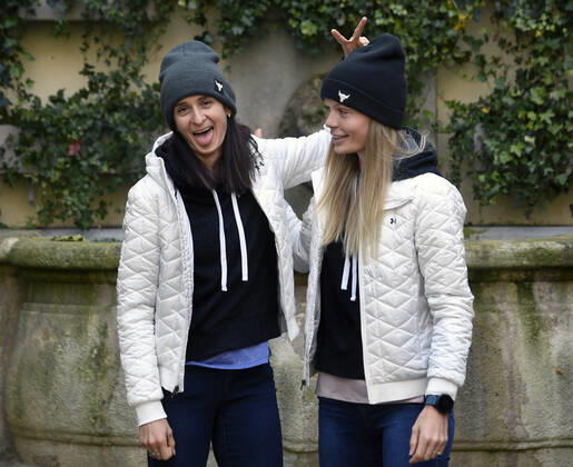 Czech speed skaters Martina Sablikova, left, and Nikola Zdrahalova pose after a press conference, PK, Pressekonferenz before new season, on November 1, 2021, in Prague, Czech Republic. (CTKxPhoto MichaelaxRihova) CTKPhotoP2021110102961  mir 3