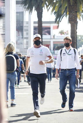 77 Valtteri Bottas FIN, Mercedes AMG Petronas F1 Team , F1 Grand Prix of Mexico at Autodromo Hermanos Rodriguez on November 6, 2021 in Mexico City, Mexico Photo by HOCH ZWEI Mexico City Mexico
