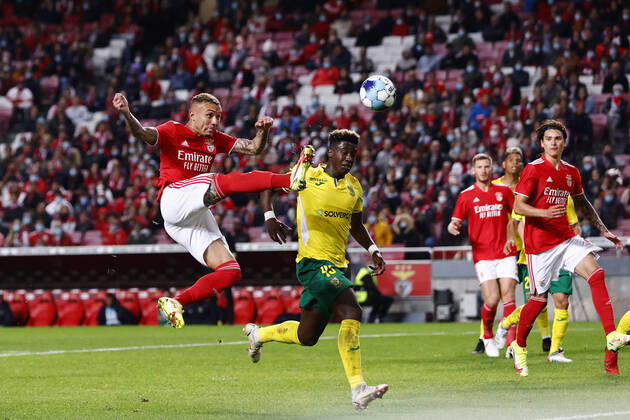 SL Benfica V Pacos Ferreira FC - Taca De Portugal Everton controls the ball during the match for Taca de Portugal between SL Benfica and Pacos de Ferreira, at Estadio da Luz, Lisboa, Portugal, 19, November, 2021 Lisbon Portugal  Copyright: xJoaoxRicox rico-slbenfic211119_npTDw