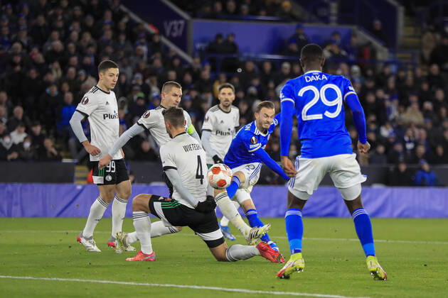UEFA Europa League Leicester City vs Legia Warsaw James Maddison 10 of Leicester City scores to make it 2-0 Leicester King Power Stadium Leicestershire United Kingdom Copyright: xConorxMolloy NewsxImagesx