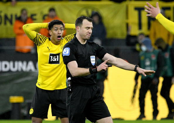 Football, Borussia Dortmund, criminal charges against Jude Bellingham for statements about referee Zwayer