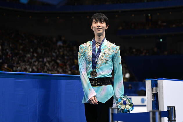 Yuzuru Hanyu, DECEMBER 26, 2021 - Figure skating, Eiskunstlauf : Japan Figure Skating Championships 2021 Men s Award ceremony at Saitama Super Arena in Saitama, Japan. Noxthirdxpartyxsales  (177390641)