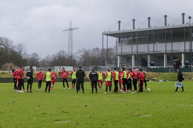 Fußball, RL West, Rot-Weiss Essen Training, Trainingsauftakt 2022