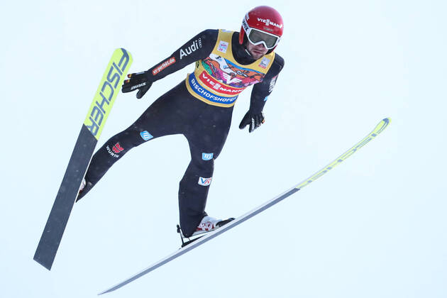 Bilder des Jahres 2022, Sport 01 Januar Sport Themen der Woche KW01 Sport Bilder des Tages Ski jumping, Skispringen, Ski, nordisch - FIS WC Bischofshofen BISCHOFSHOFEN,AUSTRIA,09.JAN.22 - NORDIC SKIING, SKI JUMPING - FIS World Cup, large hill, team event. Image shows Markus Eisenbichler (GER). GEPAxpictures xDavidxGeieregger