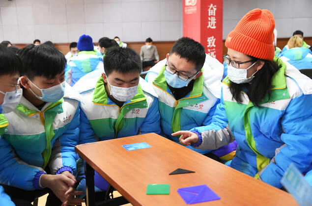 Olympia Peking 2022, Volunteers trainieren für die Spiele