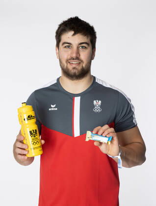 OLYMPICS - OEOC, equipping Beijing 2022 VIENNA,AUSTRIA,25.JAN.2022 - OLYMPICS - OEOC, equipping Winter Olympic Games, Olympische Spiele, Olympia, OS Beijing 2022. Image shows Nico Gleirscher (AUT).  GEPAxpictures xHaraldxSteiner