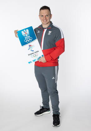 OLYMPICS - OEOC, equipping Beijing 2022 VIENNA,AUSTRIA,25.JAN.2022 - OLYMPICS - OEOC, equipping Winter Olympic Games, Olympische Spiele, Olympia, OS Beijing 2022. Image shows Wolfgang Kindl (AUT).  GEPAxpictures xHaraldxSteiner