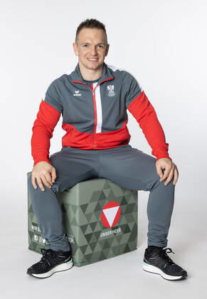 OLYMPICS - OEOC, equipping Beijing 2022 VIENNA,AUSTRIA,25.JAN.2022 - OLYMPICS - OEOC, equipping Winter Olympic Games, Olympische Spiele, Olympia, OS Beijing 2022. Image shows Wolfgang Kindl (AUT).  GEPAxpictures xHaraldxSteiner