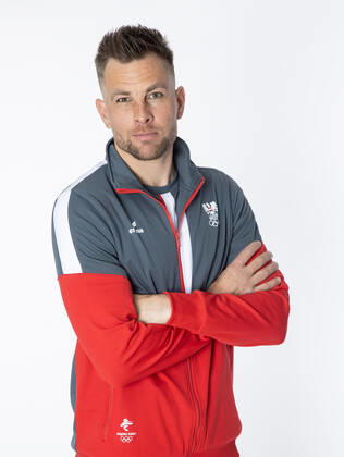OLYMPICS - OEOC, equipping Beijing 2022 VIENNA,AUSTRIA,25.JAN.2022 - OLYMPICS - OEOC, equipping Winter Olympic Games, Olympische Spiele, Olympia, OS Beijing 2022. Image shows Benjamin Karl (AUT).  GEPAxpictures xHaraldxSteiner