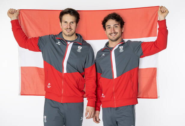 OLYMPICS - OEOC, equipping Beijing 2022 VIENNA,AUSTRIA,25.JAN.2022 - OLYMPICS - OEOC, equipping Winter Olympic Games, Olympische Spiele, Olympia, OS Beijing 2022. Image shows Thomas Steu and Lorenz Koller (AUT).  GEPAxpictures xHaraldxSteiner