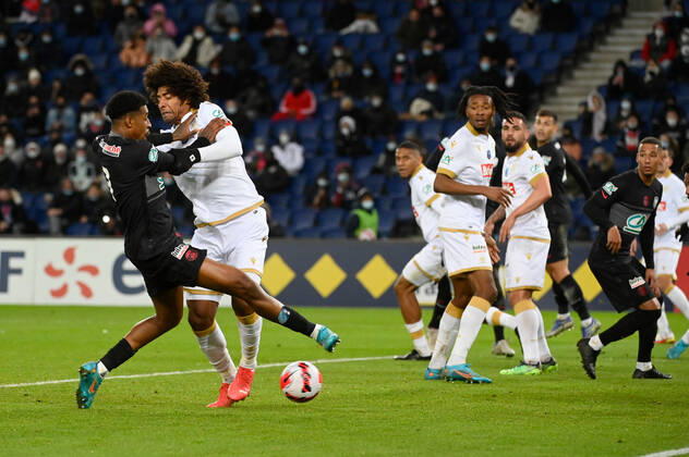 OGC Nice defeats Paris Saint Germain in a penalty shootout at the Parc des Princes in the 8th round of the French Cup on January 31, 2022.  JulienxMattiax xLexPictorium LePictorium_0258809