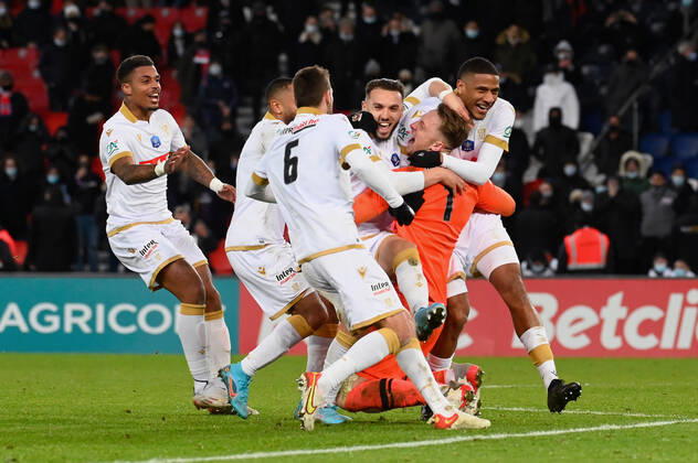 OGC Nice defeats Paris Saint Germain in a penalty shootout at the Parc des Princes in the 8th round of the French Cup on January 31, 2022.  JulienxMattiax xLexPictorium LePictorium_0258815