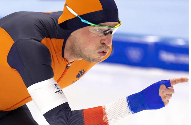 February 6, 2022, Beijing, Hebei, China: National Speed skating, Eisschnelllauf Oval: Speed skating: SVEN KRAMER of the Netherlands is attempting a 4th in a row win in the 5,000 m race. With nine medals to his name he is the most decorated speed skater in the history of the Olympic Winter games, Winterspiele,Spiele, Summer games Sven ended up finished 4th in the Men s 5000m. Beijing China - ZUMAa35_ 20220206_zaf_a35_017 Copyright: xDanielxA.xAndersonx