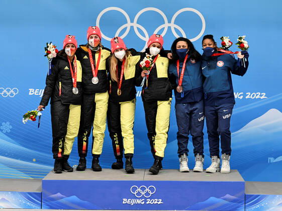 BEIJING 2022, Bob, Zweierbob Frauen, Siegerehrung