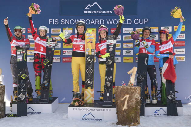 Berchtesgaden, Germany 20 March 2022 FIS Snowboard World Cup Final 2021 2022 Parallel Slalom Berchtesgaden 20 03 2022 Award ceremony PS Team from left Alexander Payer AUT , Sabine Schoeffmann AUT , Stefan Baumeister GER , Ramona Hofmeister GER , Maurizio Bormolini ITA and Elisa Caffont ITA Bischofswiesen Götschen Bayern Copyright: xFotostandx xWassmuthx