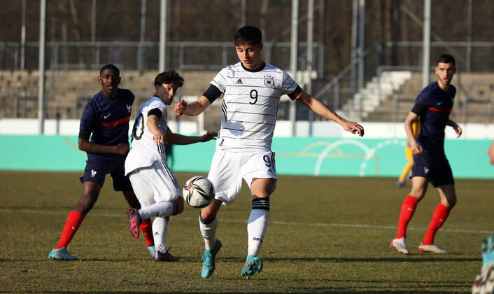 24 03 22 U18 Germany U18 France Germany, Stuttgart, 24 03 2022, football, test match U18 DFB Germany U18 France Stefano Marino Germany