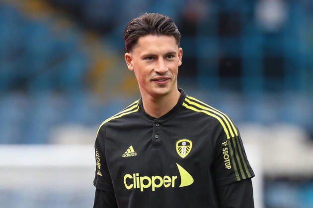 Premier League Leeds United v Manchester City Robin Koch 5 of Leeds United arrives at Elland Road Stadium ahead of this afternoon s game Leeds Elland Road West Yorkshire United Kingdom Copyright: xJamesxHeaton NewsxImagesx