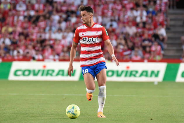 Spain: La Liga-Granada vs RCD Espanol Njegos Petrovic of Granada CF in action during the Liga match between Granada CF and RCD Espanol at Nuevo Los Carmenes Stadium on May 10, 2022 in Granada, Spain. Granada Granada Spain Copyright: JosexMxBaldomero