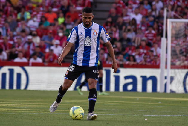 Spain: La Liga-Granada vs RCD Espanol Yangel Herrera of RCD Espanol in action during the Liga match between Granada CF and RCD Espanol at Nuevo Los Carmenes Stadium on May 10, 2022 in Granada, Spain. Granada Granada Spain Copyright: JosexMxBaldomero