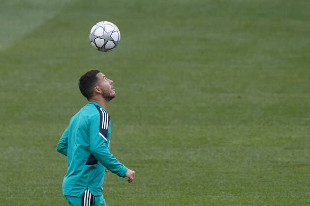Liverpool FC Training Session And press conference, PK, Pressekonferenz - UEFA Champions League Final 2021 22 Eden Hazard of Real Madrid during the warm-up before at Stade de France on May 27, 2022 in Paris, France. Liverpool will face Real Madrid in the UEFA Champions League final on May 28, 2022. Paris France Copyright: xJosexBretonx originalFilename:breton-liverpoo220527_npfvR