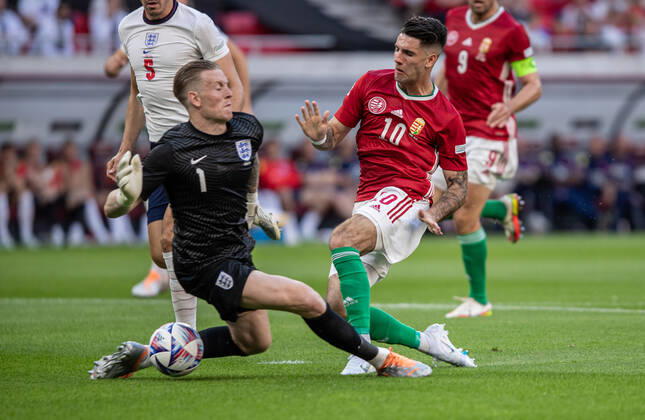 Hungary v England: UEFA Nations League - League Path Group 3 Dominik Szoboszlai of Hungary competes for the ball with Jordan Pickford of England during the UEFA Nations League A3 match at Puskas ArÃ na on June 04, 2022 in Budapest, Hungary. Budapest Hungary  Copyright: xRobertxSzaniszlox originalFilename:szaniszlo-notitle220604_npIWi